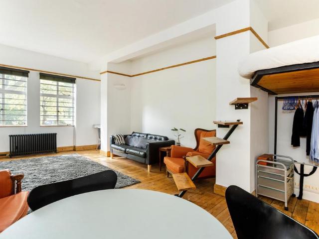 Apartment for rent in Clapham, Greater London