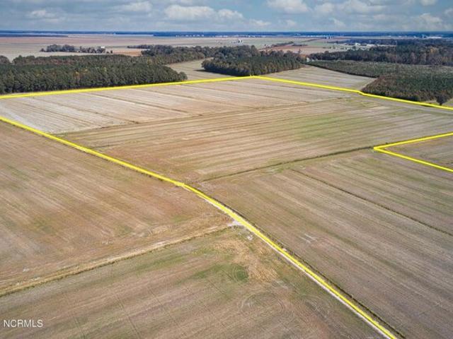 Land for sale in Elizabeth City