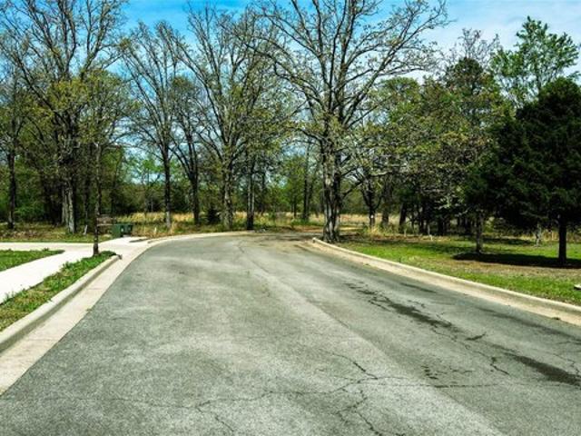Land for sale in Tahlequah;ᏓᎵᏆ, Cherokee County