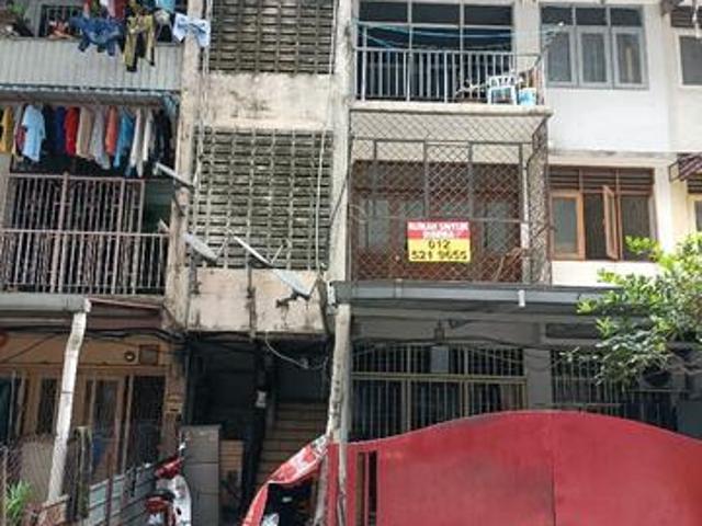 Flat for rent in Kuala Lumpur, Country Heights Damansara