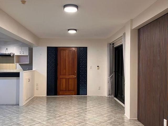 Apartment for rent in Whangaparaoa, Oroua County