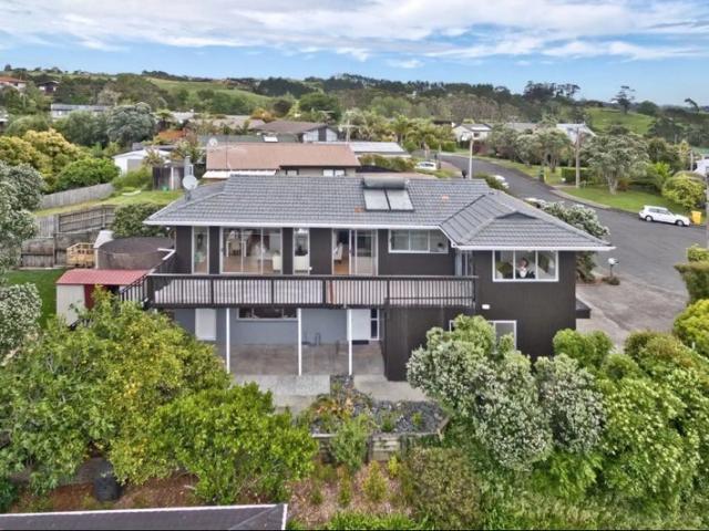 House for rent in Ōkura, Hibiscus and Bays