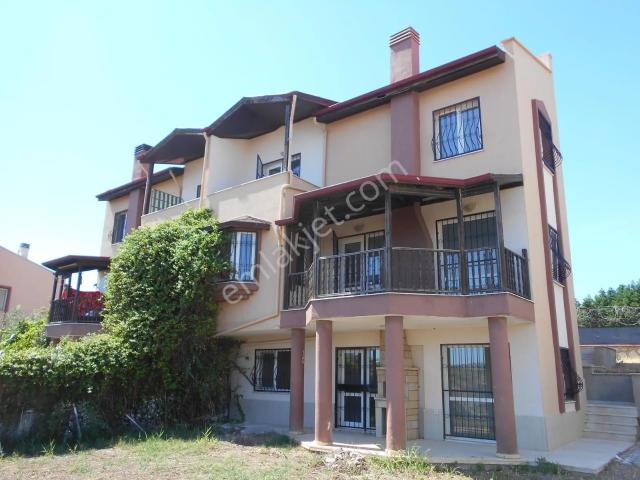 Villakent Mahallesi, Menemen içerisinde satılık Villa