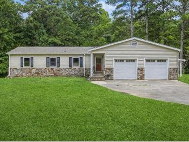 House for sale in Gadsden