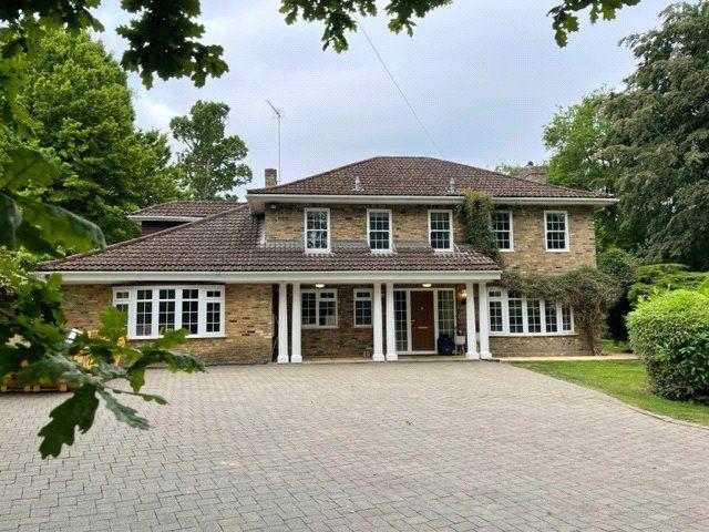 House for rent in West Byfleet, Woking
