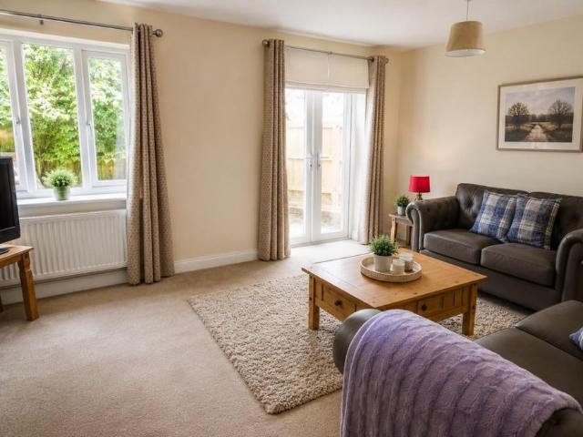 House for rent in School House, Gloucestershire