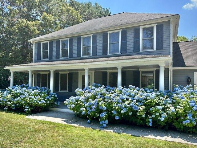 House for sale in Mashpee, Barnstable County