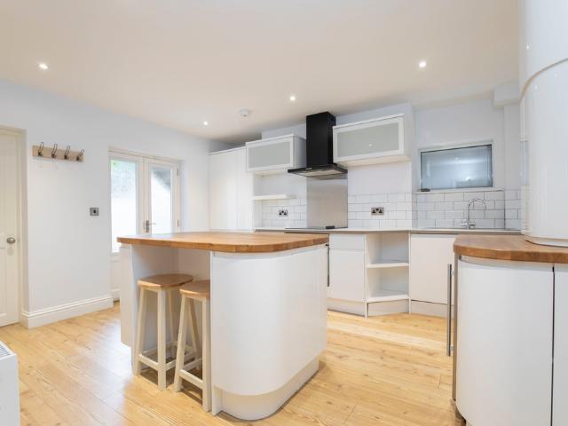 Apartment for rent in Ewens Farm, Golden Valley