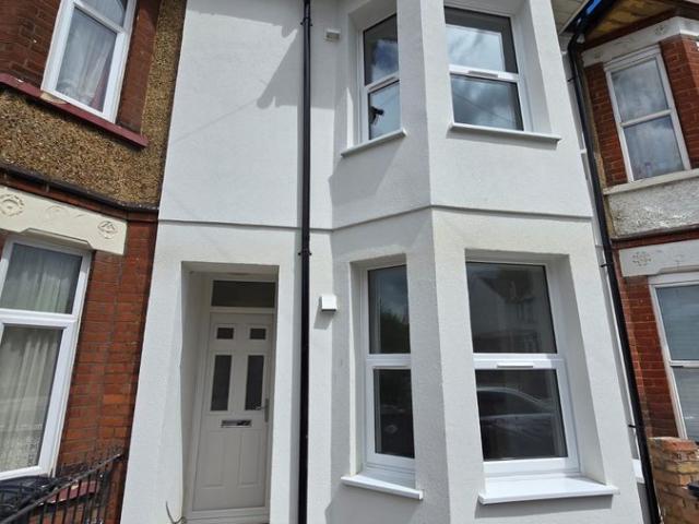 House for rent in Spring Park, Luton