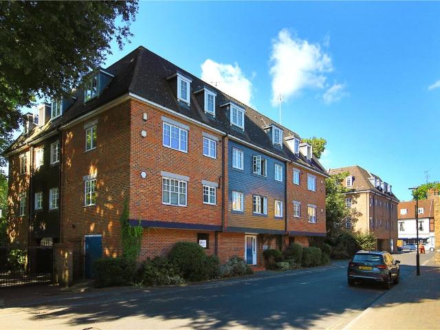 Apartment for rent in Hampton Wick, Greater London