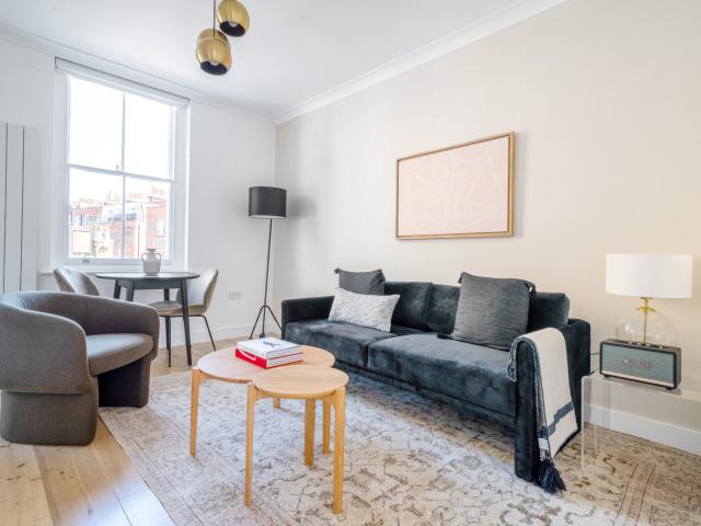 Apartment for rent in London, Isle Of Man