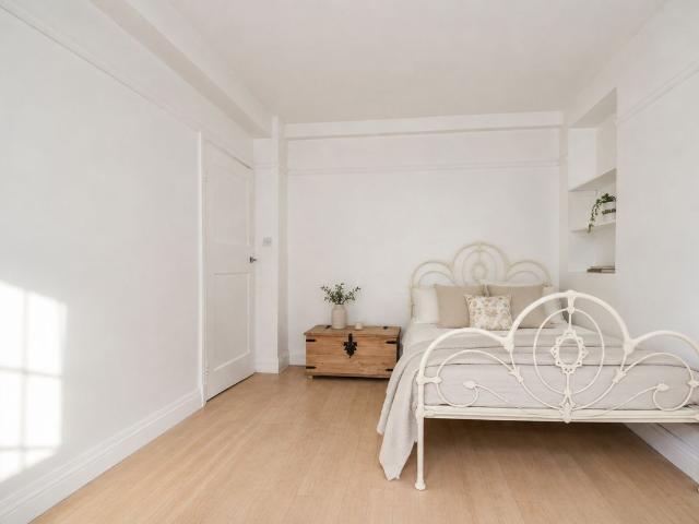 Studio for rent in Earl's Court, Greater London