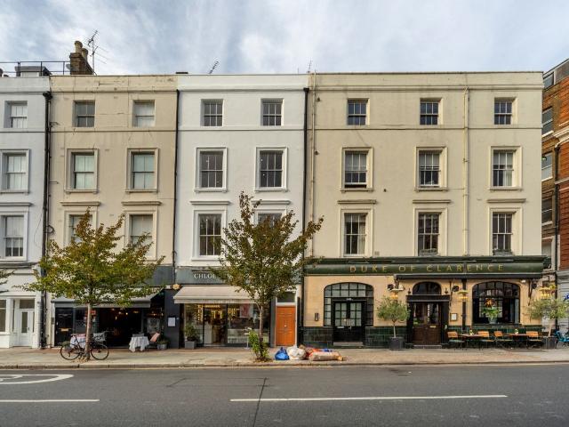 Apartment for rent in The Boltons, Greater London