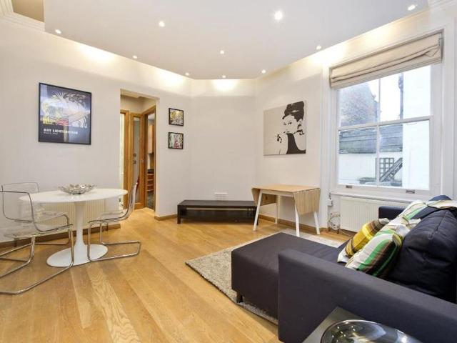 House for rent in Earl's Court, Greater London