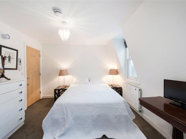 Studio for rent in Royal Borough of Kensington and Chelsea, Greater London