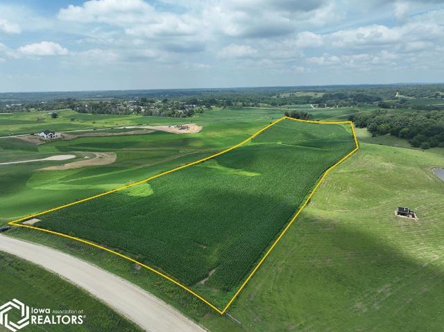Farm for sale in Anamosa, Iowa