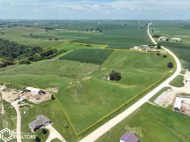 Farm for sale in Anamosa, Iowa