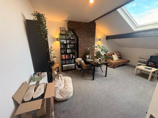 Apartment for rent in South Tranmere, New Ferry