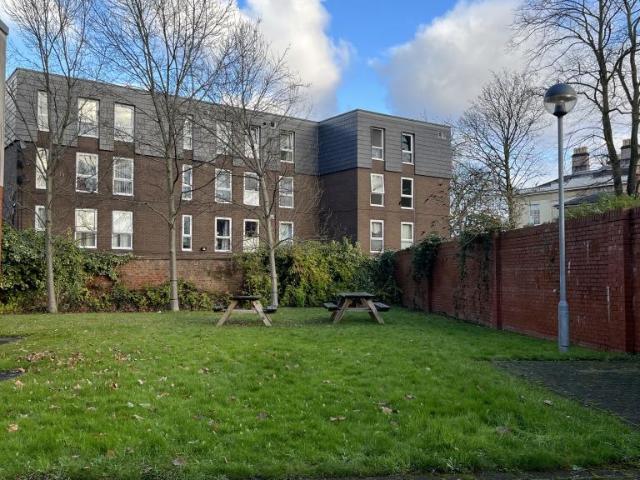 Apartment for rent in Brunswick, Manchester
