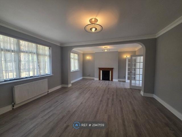 House for rent in Little Stanmore, Greater London