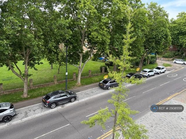 House for rent in Highams Park, Greater London