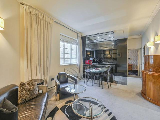 Apartment for rent in Chelsea, Greater London