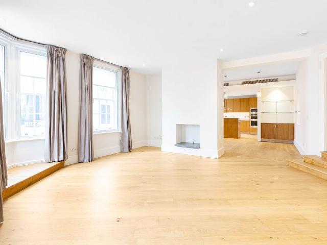 Apartment for rent in Chelsea, Greater London