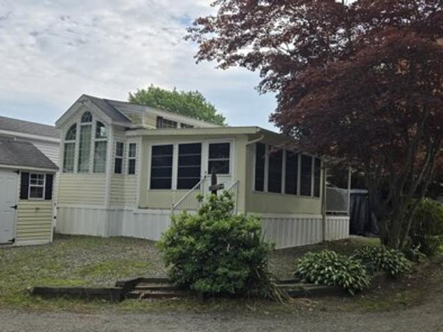 Condo for sale in Salem, Connecticut