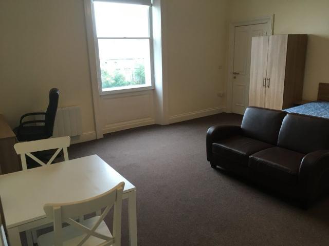 Apartment for rent in Highfields, Huddersfield