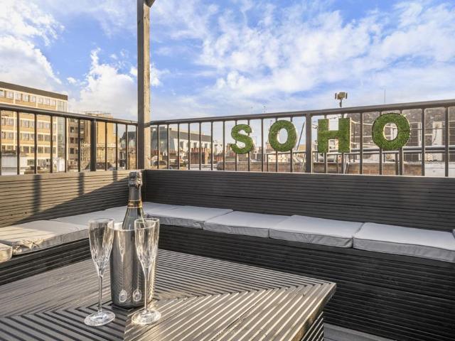 Apartment for rent in Soho, Greater London
