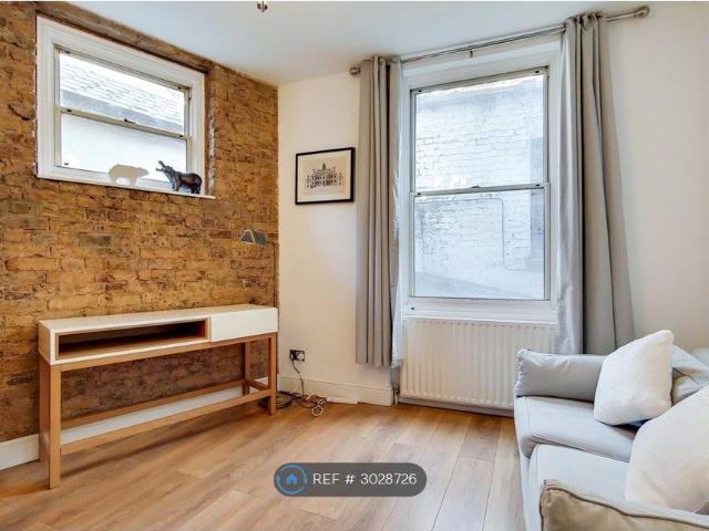 Apartment for rent in Soho, Greater London