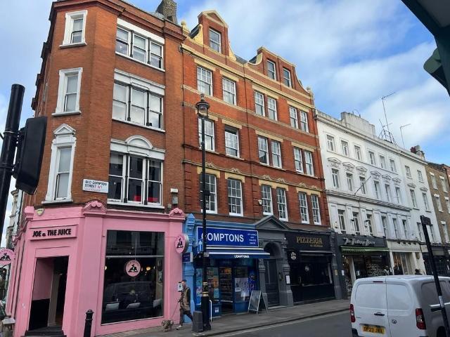 Apartment for rent in Soho, Greater London