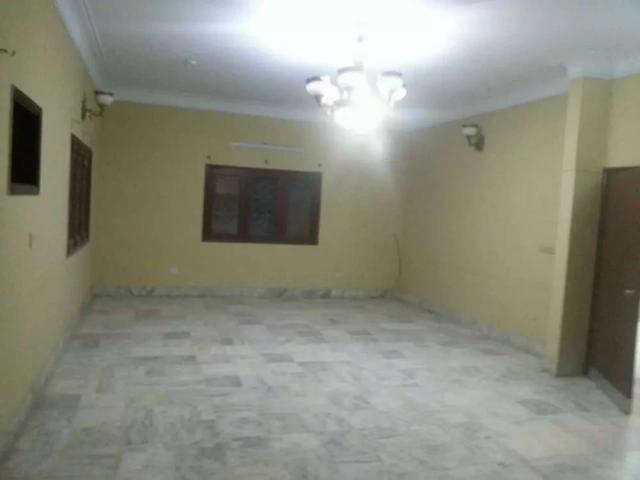 House for rent in Sector 15-A/5, کراچی ڈویژن