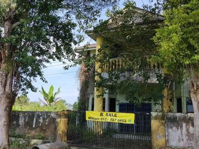 Bungalow for sale in Batu Pahat, Johor