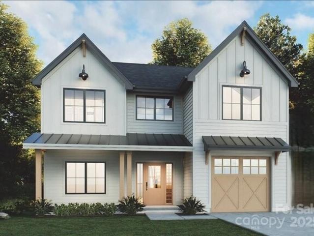 House for sale in Waynesville
