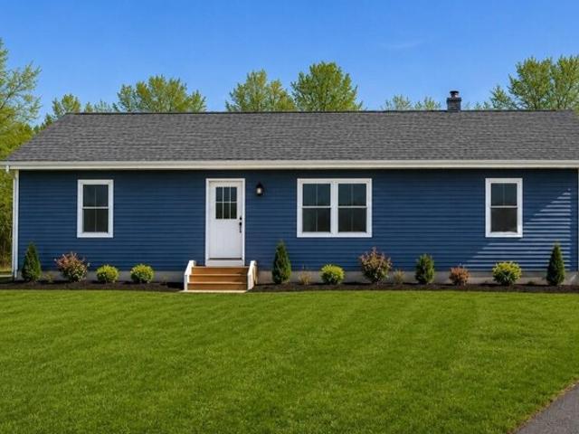 House for sale in Maine