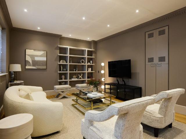 House for rent in North End, West Hampstead