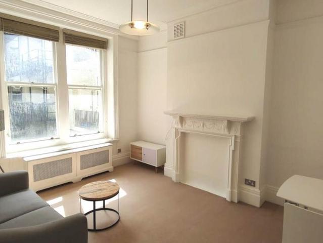 Apartment for rent in South Kensington, Greater London