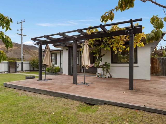 House for rent in Otakou