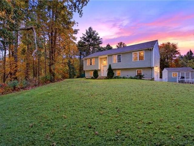 House for sale in Hopkins Mills, Foster
