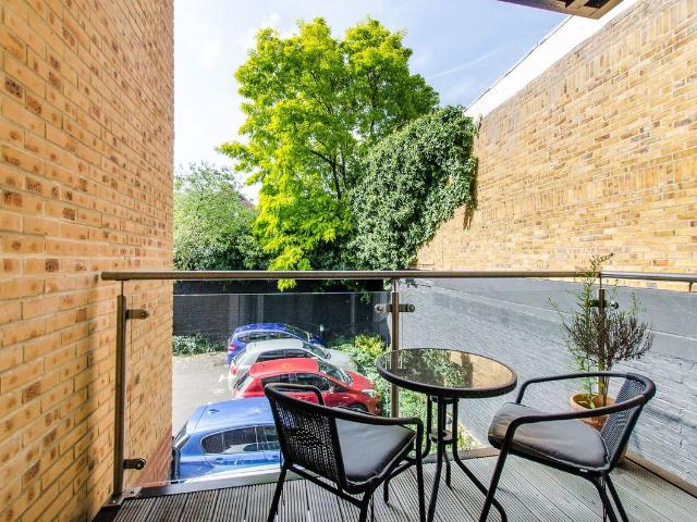 Apartment for rent in Balham, Greater London