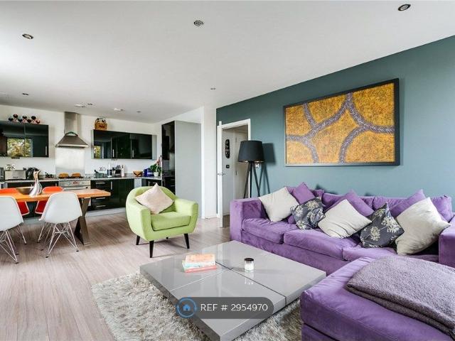 Apartment for rent in Balham, Greater London
