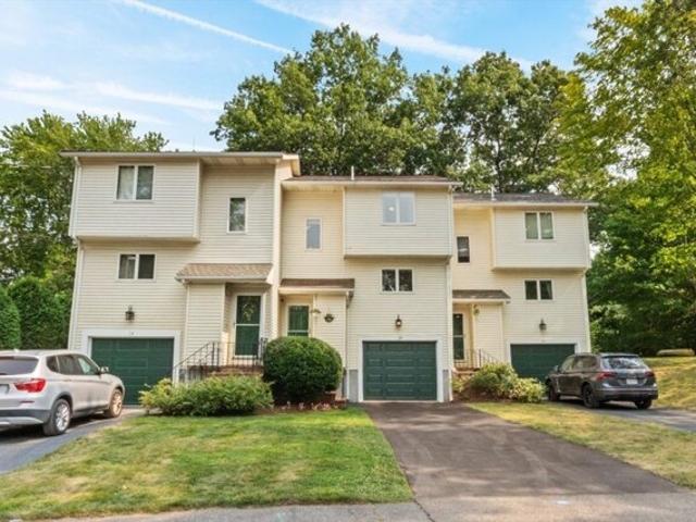Condo for sale in Walpole, Massachusetts
