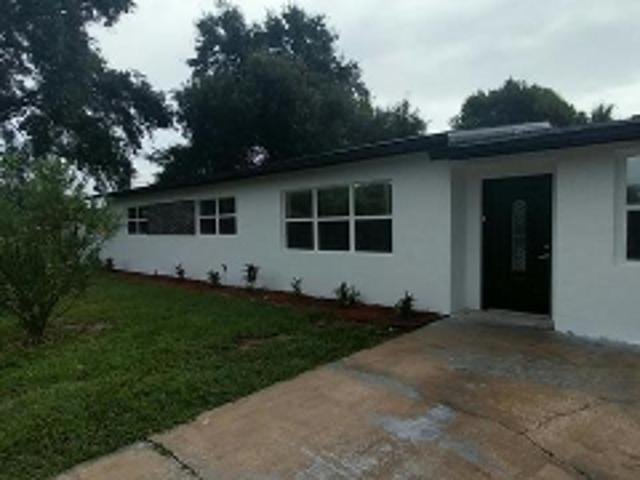 House for sale in Mims, Titusville
