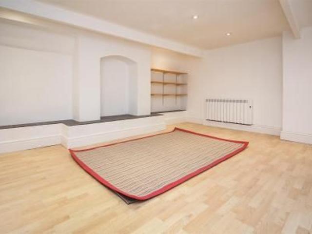 Apartment for rent in Barton Estate, Canterbury