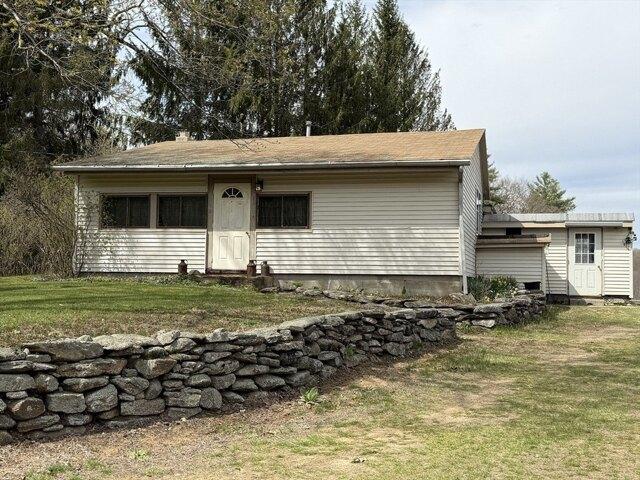 House for sale in Petersham, Massachusetts