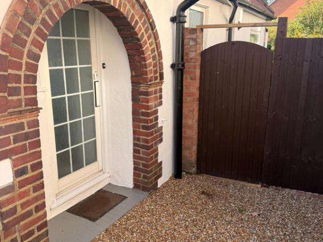 House for rent in Longlands, Halfway Street