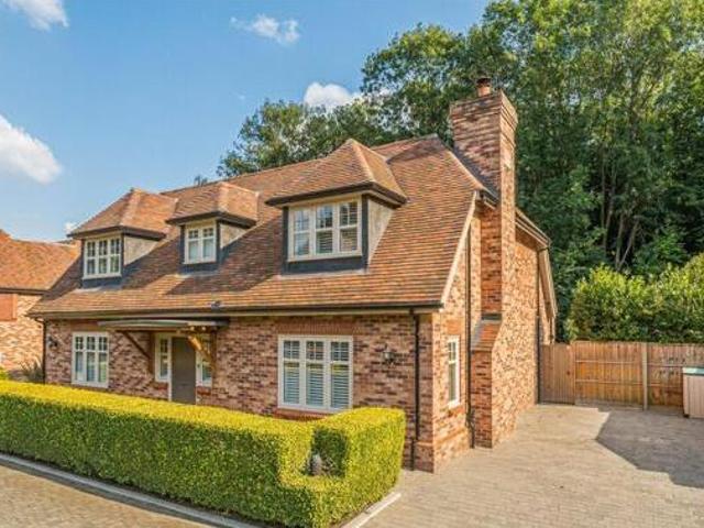 House for sale in Row Town, Surrey