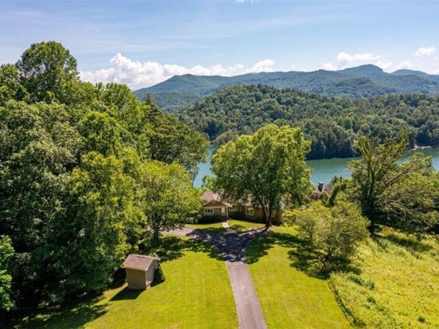 House for sale in Cullowhee