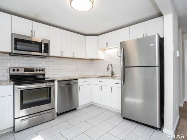 Condo for sale in Avon, Connecticut